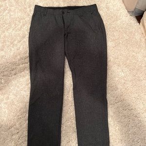 Mens Golf Pants. under Armour. 34-30